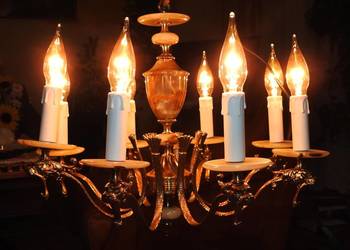 Żyrandol w stylu antycznym XX wiek - mosiądz/onyks Żyrandol w stylu antycznym XX wiek - mosiądz/onyks