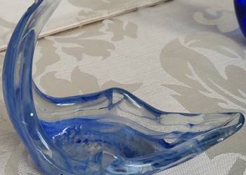 Figurka paterka  szkło barwione w masie ŁABĘDZ Figurka paterka  szkło barwione w masie ŁABĘDZ