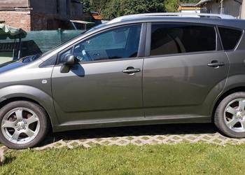 Niezawodna Toyota Corolla Verso 2.2 D4D