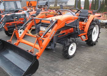 Kubota 4x4 PS tur do obory tunelu ogrodu ładowacz nie c330 t25 zetor