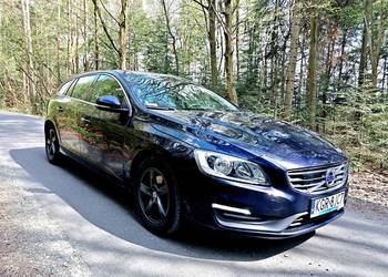 VOLVO V60___2,0 diesel_ 190 kM_ Drive-E_lift_ FULL opcja_ serwis_Navi