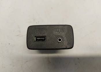 Subaru WRX STI 2015r złącze gniazdo wejście aux usb oryg 86257aj220
