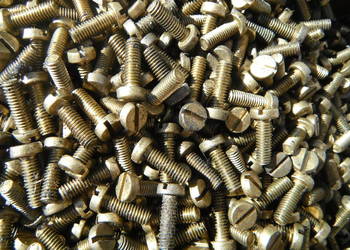 Śruba mosiężna M4 x 14 mm metryczna gwint 0,7 fi=4mm