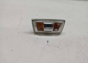 OPEL INSIGNIA kierunkowskaz w błotnik przód  13252455