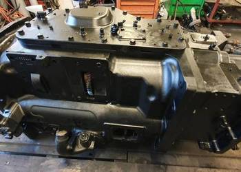 SKRZYNIA BIEGÓW NEW HOLLAND T8.320 TRANSMISSION NEW HOLLAND T8