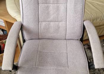 Fotel biurowy, obrotowy z funkcją TILT - bujania