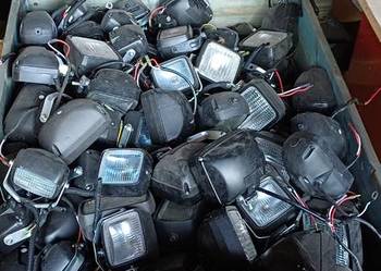 Witam na sprzedaz około 500szt lamp roboczych praktycznie nie uzywane