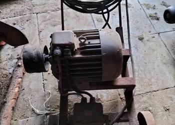 Sprzedam silnik trój fazowy na wózku