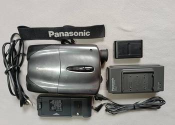 Kamera Panasonic model NV-SC1E wraz z torbą fotograficzną
