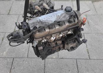 Honda HRV 1.6 16v silnik kompletny kod D16W5 (LEWY)