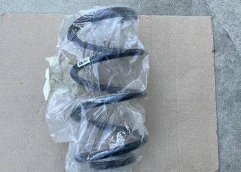 NOWA Sprężyna zawieszenia przód KIA SPORTAGE 546302Y804