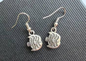 Kolczyki z metalu rybki