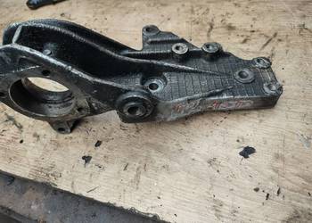 FIAT ALFA ROMEO 1,9jtd podpora półosi