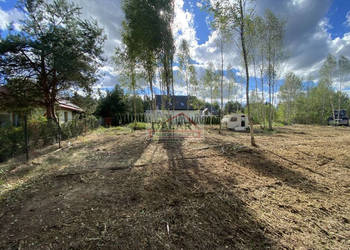 Grunt 937m2 Ustanów
