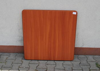 BLAT DO PRZYCZEPY KEMPINGOWEJ/KAMPERA 85x85CM