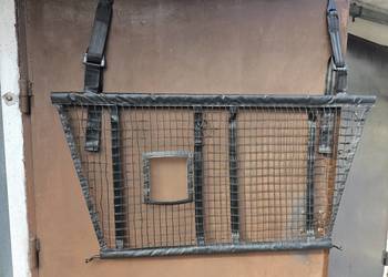 Dacia Dokker oryginalna siatka kratka