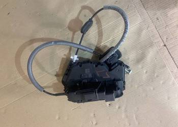 5TA839015L Zamek drzwi lewy tył vw t-roc golf VIII skoda octavia III