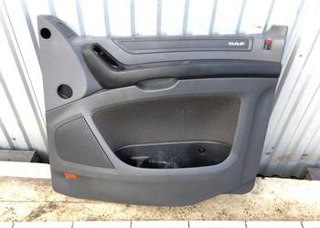 BOCZEK DRZWI PRAWY PRZÓD DAF XF Ciągnik siodłowy TAPICERKA