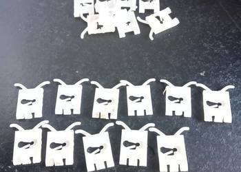 Opel kadett D GTE 1979-1984 Spinka klips listwy bocznej