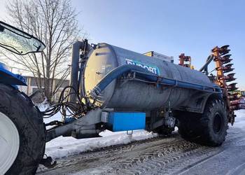 WÓZ ASENIZACYJNY Z APLIKATOREM TALERZOWYM DOGLEBOWYM