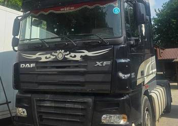 Ciągnik siodłowy DAF XF 105