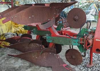 Pług Kverneland obrotowy 3 skiby