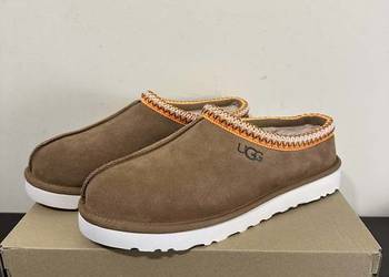 Buty/Klapki UGG Tasman 5950