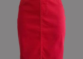 Damska bawełniana spódnica klasyczna ołówkowa czerwona In extenso 40/L