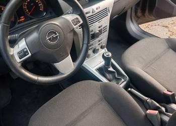 Opel Astra H 1.4