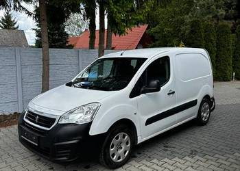 Peugeot Partner 2015r Lift Dostawczy 3 osobowy 1.6 benzyna 130tyś przebiegu