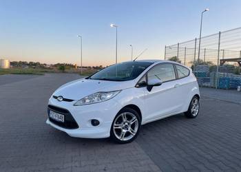 Ford fiesta mk7 2010R Ford fiesta mk7 2010r 184tys 1.4 95km 2 kpl kół
