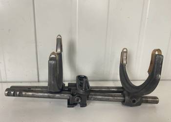 WIDEŁKA ZACISK DRĄŻKI R256957 / R268992 / R286313 / R286314 JOHN DEERE