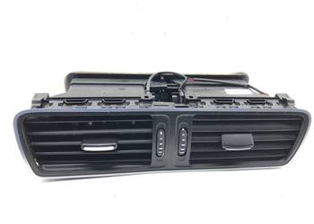 KRATKA NAWIEWU PRZÓD ŚRODKOWA VW PASSAT B7 3AB819728A Sedan/Limuzyna