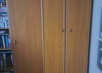 Szafa dwu drzwiowa 198 cm wysokość 68 cm szerokość 56 cm głębokość