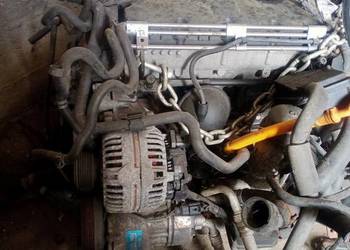 Silnik 1.9 L 101 AXR 330000 km