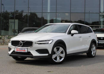 Volvo V60 Cross Country, 2022r. skóra* hak* pilot assist* FV23%