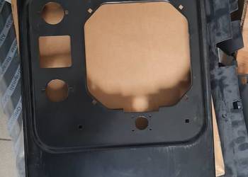 LAND ROVER DEFENDER 98-16 PANEL  MONTAŻOWY PRZEDNIEGO PRAWEGO REFLEKTORA