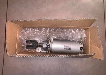 SMC CKG1A63-100Y-X1515 63mm ck clamp cylinder