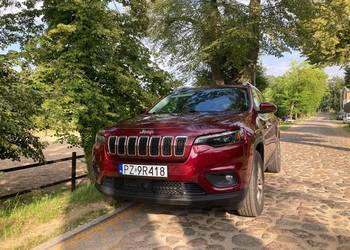 Jeep Cherokee 3.2 v6