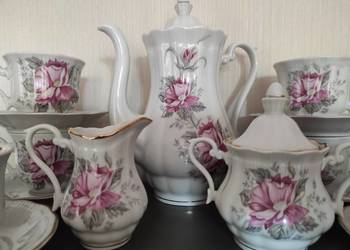 Serwis do kawy Cora, 6 osób, porcelana Wałbrzych Serwis do kawy Cora, 6 osób, porcelana Wałbrzych