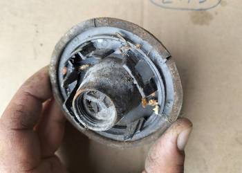 DEKIELEK LAMPY OSŁONA ŻARÓWEK ZAŚLEPKA LAMPY GOLF 2 JETTA 2