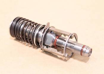 Zestaw naprawczy zaworu hydraulicznego 87384898 Nowy CNH