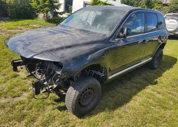 VW touareg I maska przód