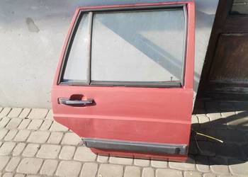 VW PASSAT B2 KOMBI DRZWI PRAWY TYŁ VW PASSAT B2 KOMBI DRZWI PRAWY TYŁ