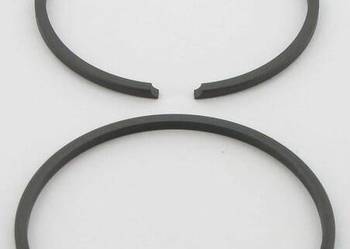 Pierścień tłokowy 130086045