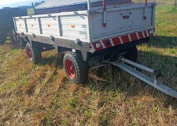 Rozrzutnik obornika dwu osiowy obornika czarno białostocka