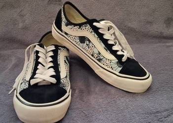 Buty damskie marki Vans