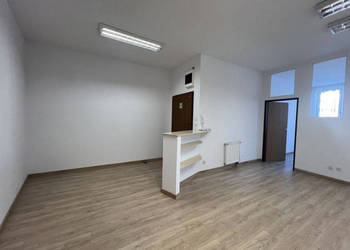 Wo wynajęcia przestronne biuro przy Armii Krajowej !