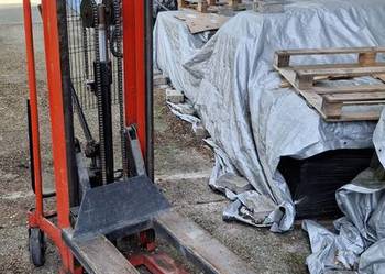 WÓZEK PALETOWY BELET MASZTOWY 630kg