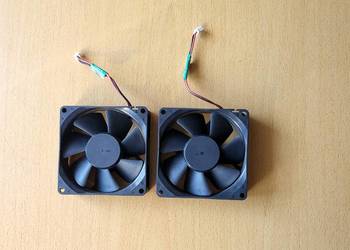 Zestaw 2x Wentylator AVC C8025S24HA 24V 80mm | Oryginalne wtyczki 2-pin